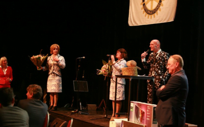 Veiling Rotary Franeker ondersteund door De Dames