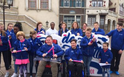 Improvisatieacteurs traint kids Make-A-Wish Nederland